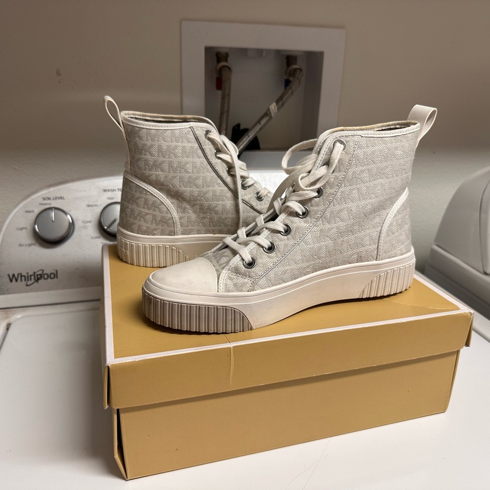 Michael Kors Women's White and Grey High-Top Sneakers